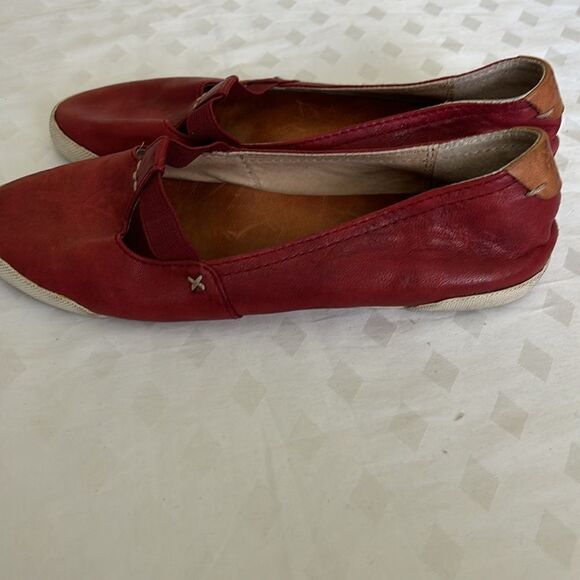 Frye Melanie T-Strap Flats Size 7.5 - Picture 4 of 5